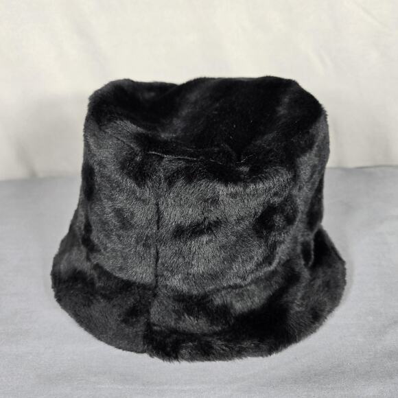 FLAG Accessories Womens Black Faux Fur Bucket Hat Lined Winter Cozy Chic Minimal - Picture 4 of 8